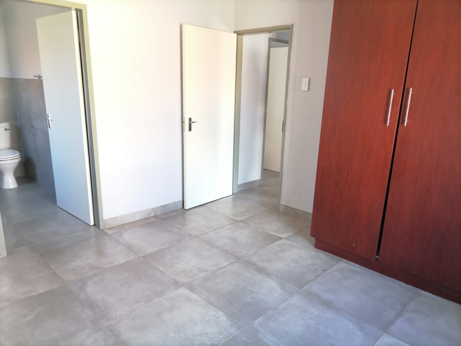 To Let 3 Bedroom Property for Rent in Waterval East North West